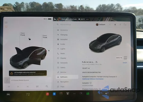 2021 Tesla Model 3 Standard Range Plus Rear-Wheel Drive z USA, uszkodzony, nr VIN 5YJ3E1EA3MF082769